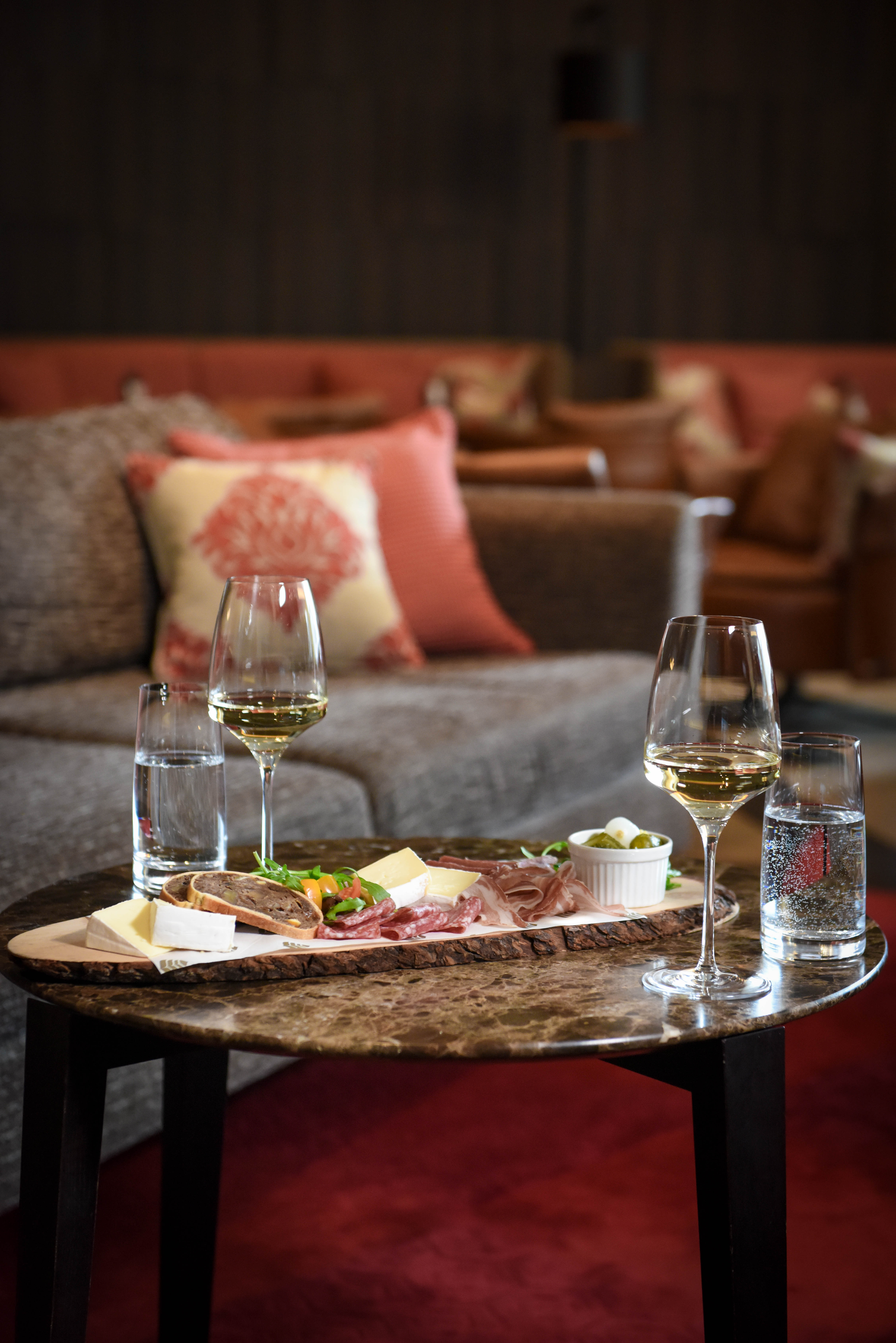 AlpenGold Hotel Davos  5*